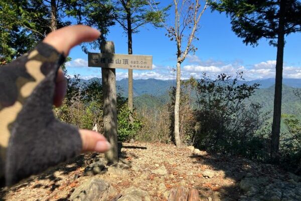 【伊吹山･日本百名山 1/100】標高差1,157m ! 正面登山道から天上界へ♪