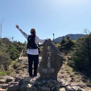 【韓国・済州】霊室（ヨンシル ）からウィッセオルムを経て、御里牧（オリモク ）へ♪